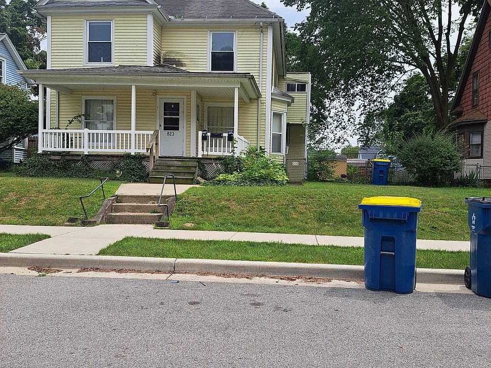 Street view of the apartment building