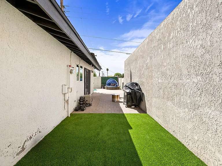2214 N 87th Way — Photo 39