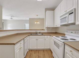 2 bed, 2.0 bath, 968 sqft, $1,800, Bluffton, SC 29910