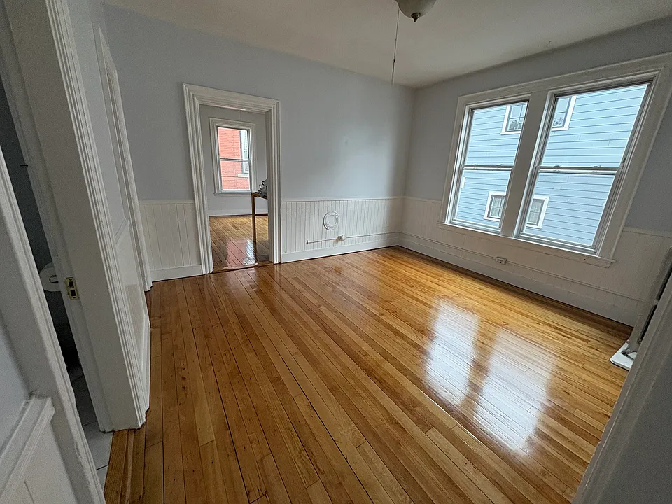 102 Cumberland Ave #3