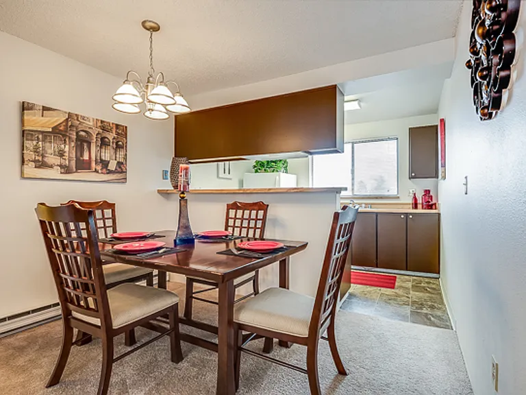 Crystal Springs Apartments — Photo 60