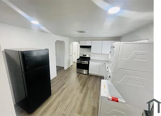 10011 Montview Blvd #C — Photo 27