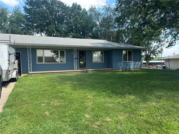 804 SW 19th St, Blue Springs, MO 64015