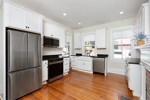 138 N Coalter St #138 Photo 1