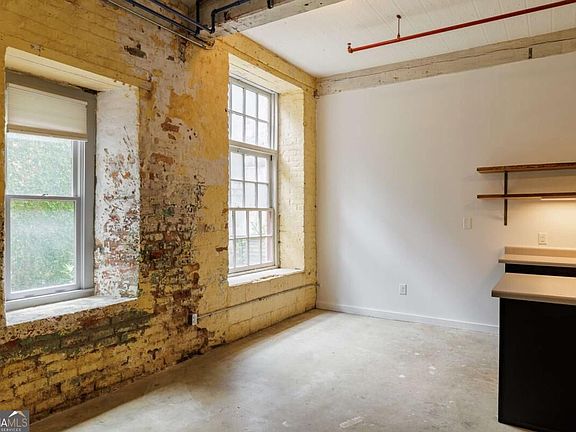 5th image of 585 White Cir APT 5
