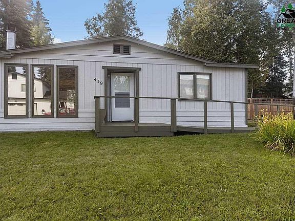 2nd image of 439 Carlton Dr