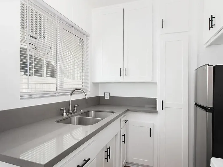 230 N Hollywood Way #C — Photo 5