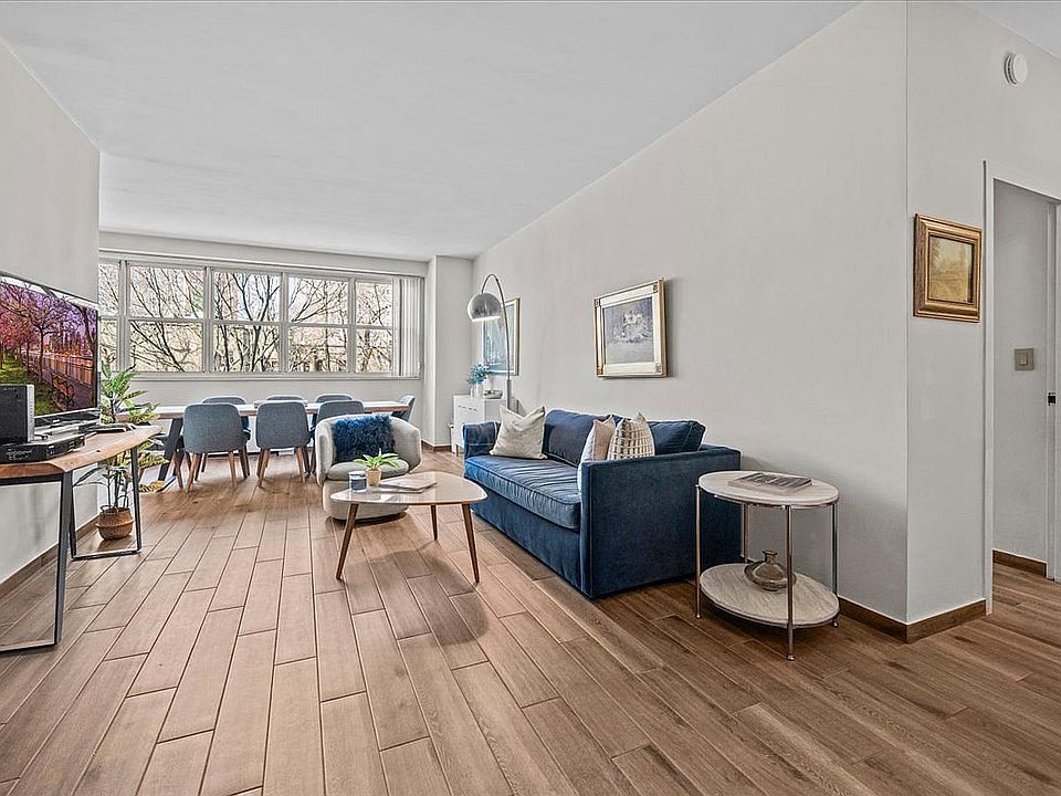 1st image of 555 Kappock St APT 4J