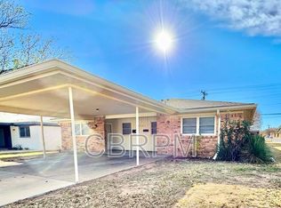 3221 33rd St #B, Lubbock, TX 79410