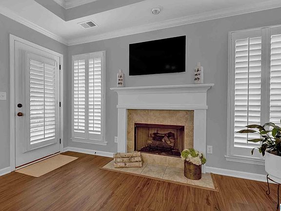 5th image of 4079 Fulton Springs Ln