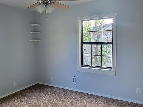 5th image of 2303 NW 18th St