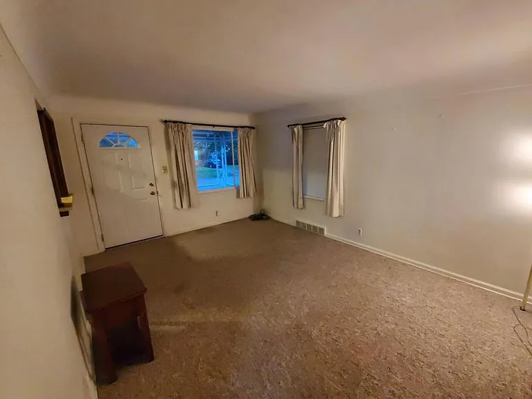 3906 Brown St — Photo 5