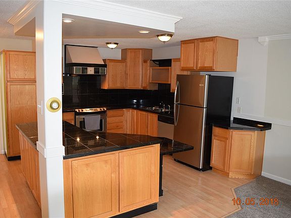 4th image of 710 S Alton Way Unit 7B