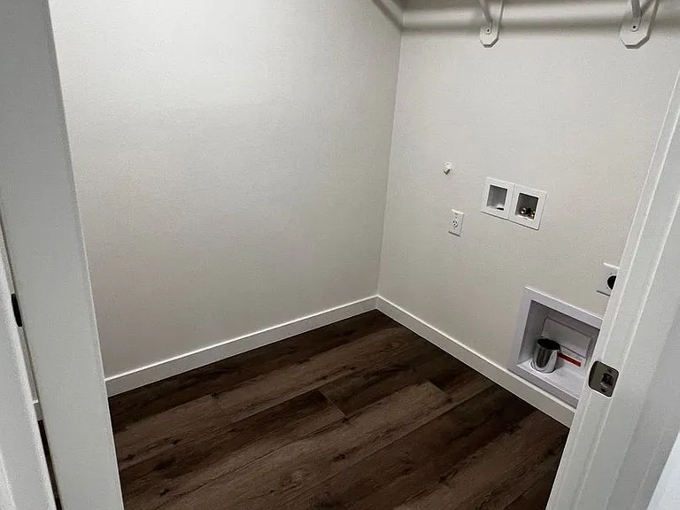 3641 E Amazon Dr — Photo 9