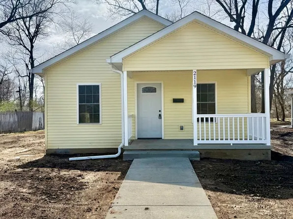 2119 Beech St, Terre Haute, IN 47804