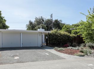 1074 Arrowhead Way, Palo Alto, CA 94303