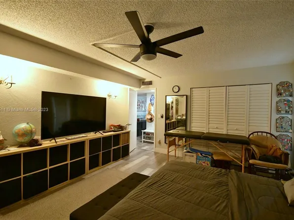 16051 Blatt Blvd APT 313, Weston, FL 33326