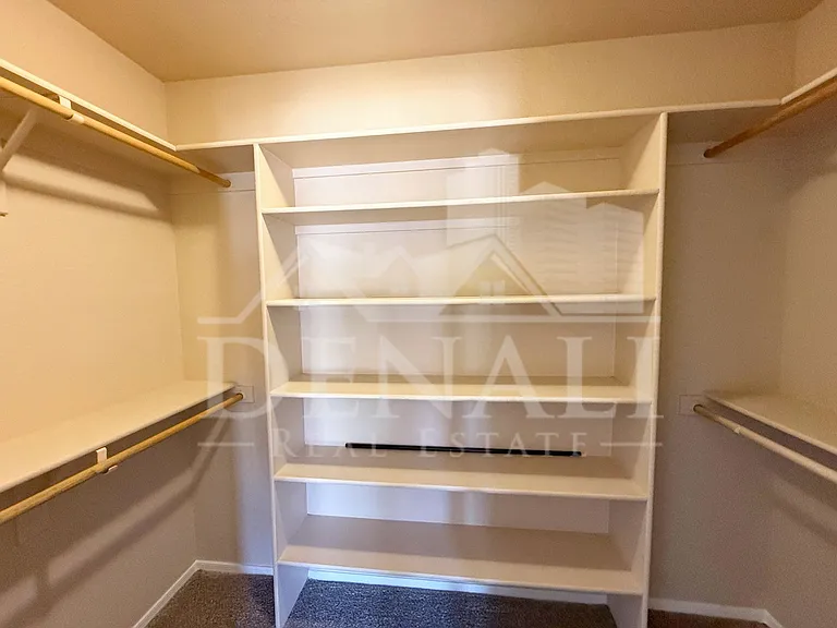 1211 E Drake Dr — Photo 18