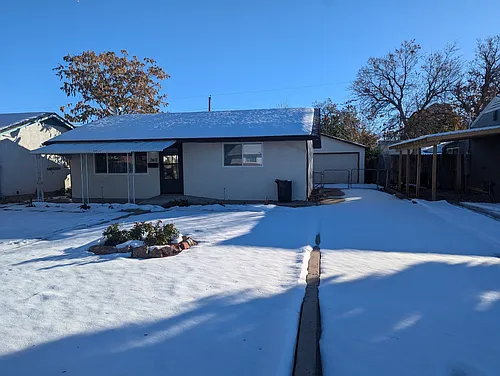 2412 Winnipeg St #2412 Photo 1