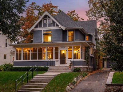 1726 Irving Ave S, Minneapolis, MN, 55403