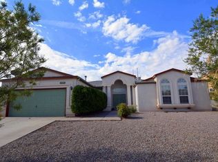 6724 Augusta Hills Dr NE, Rio Rancho, NM 87144