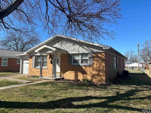 1129 E Water St, Mount Vernon, IN 47620