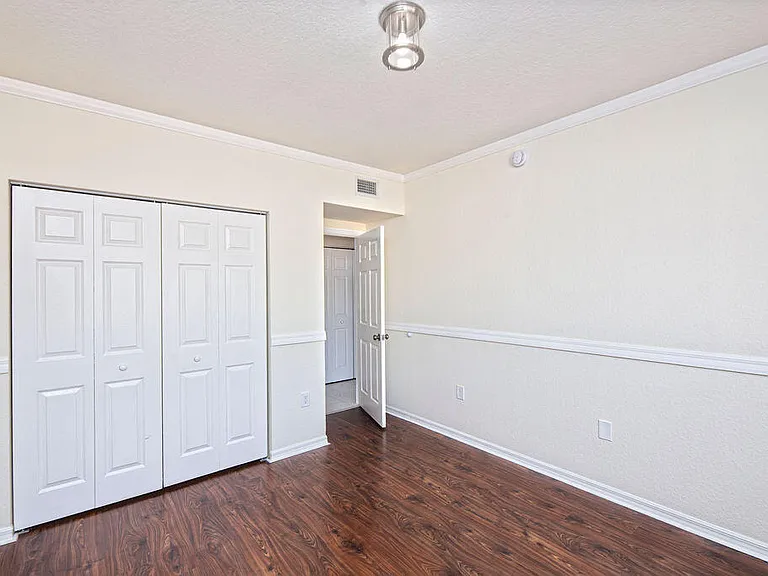 2400 Centergate Dr #202 — Photo 27