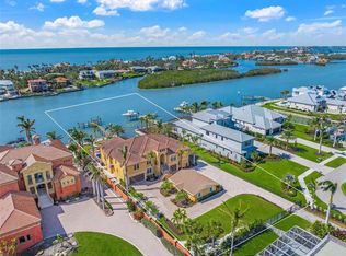 471 Bayshore Rd, Nokomis, FL 34275