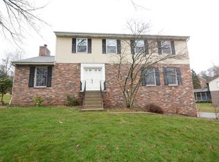 210 Springhouse Ln, Pittsburgh, PA 15238