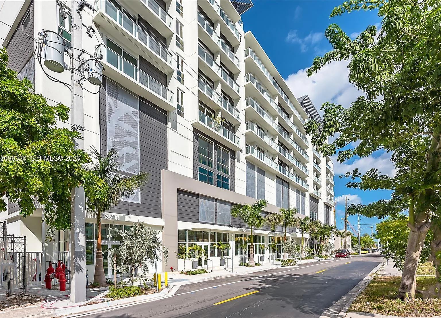 1 bed, 1.0 bath, $2,450 — Photo 1