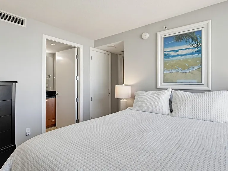 1169 Pacific Hwy #107 — Photo 28