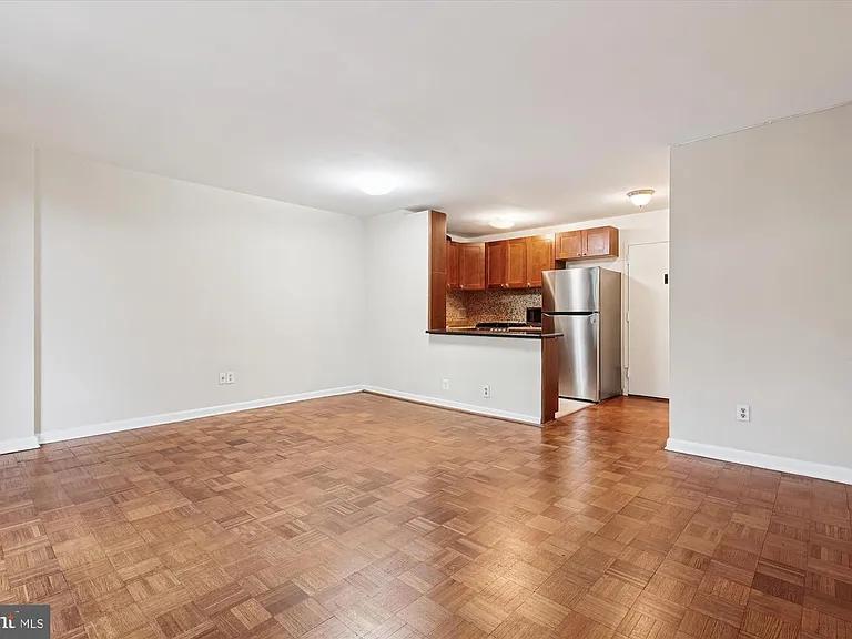 950 25th NW #709-N — Photo 18