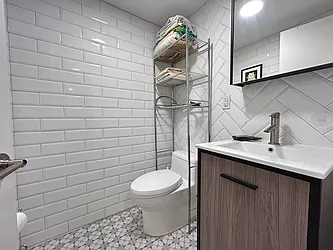 Rented by Lang Realty LLC