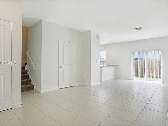 3rd image of 2656 SE 12th St #2656
