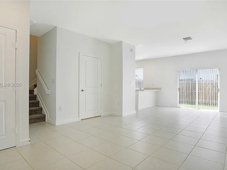 2676 SE 12th St #2676 — Photo 13