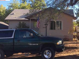 4208 Meade St, Shasta Lake, CA 96019