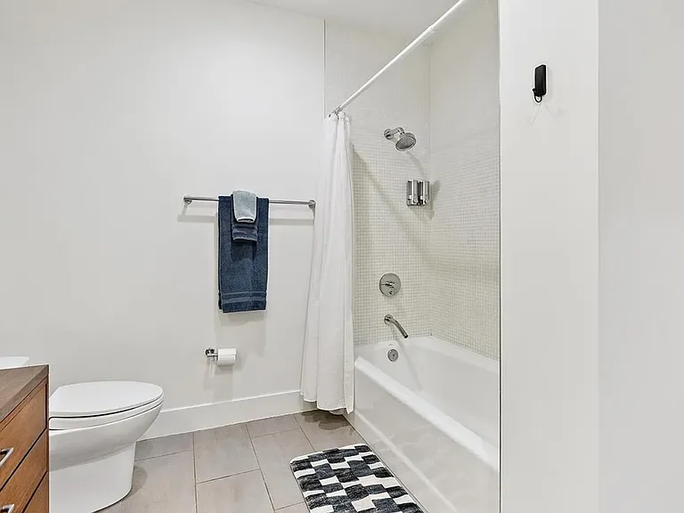 1200 Acoma St #303 — Photo 7