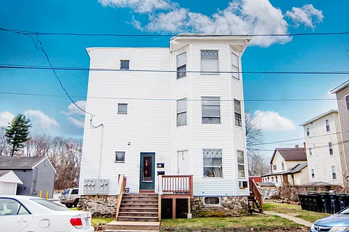 12 Cohasse St Photo 1