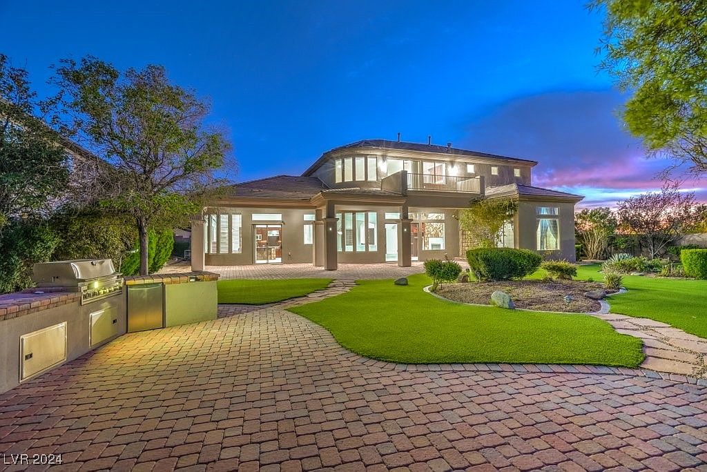 20 Chenal Pass — Henderson, NV 89052