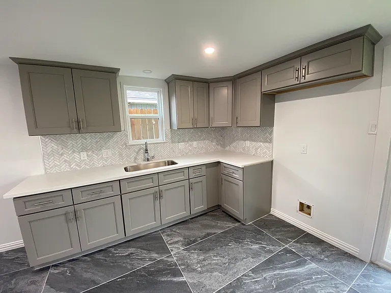 3510 Mattingham Dr — Photo 1