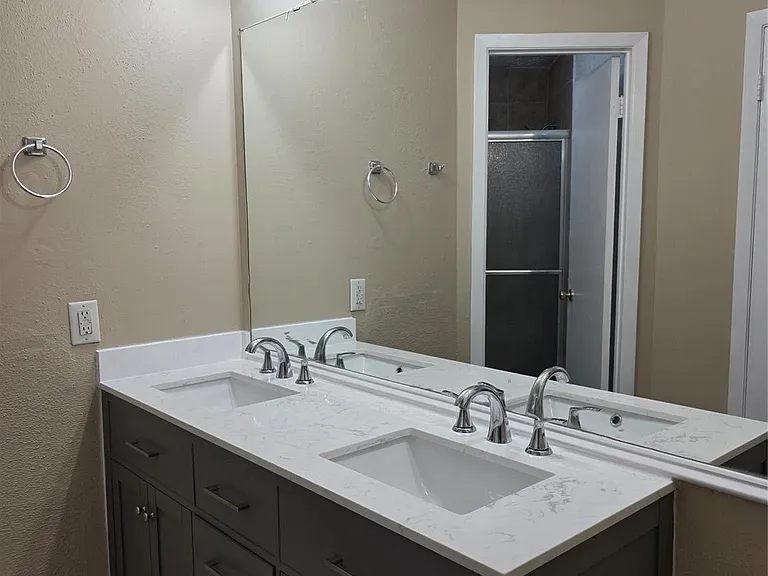 19410 Westhaven Dr — Photo 24