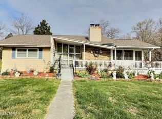 609 Metler Dr, Knoxville, TN 37912