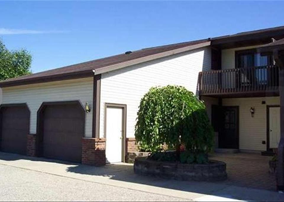 1st image of 227 Wildwood Dr