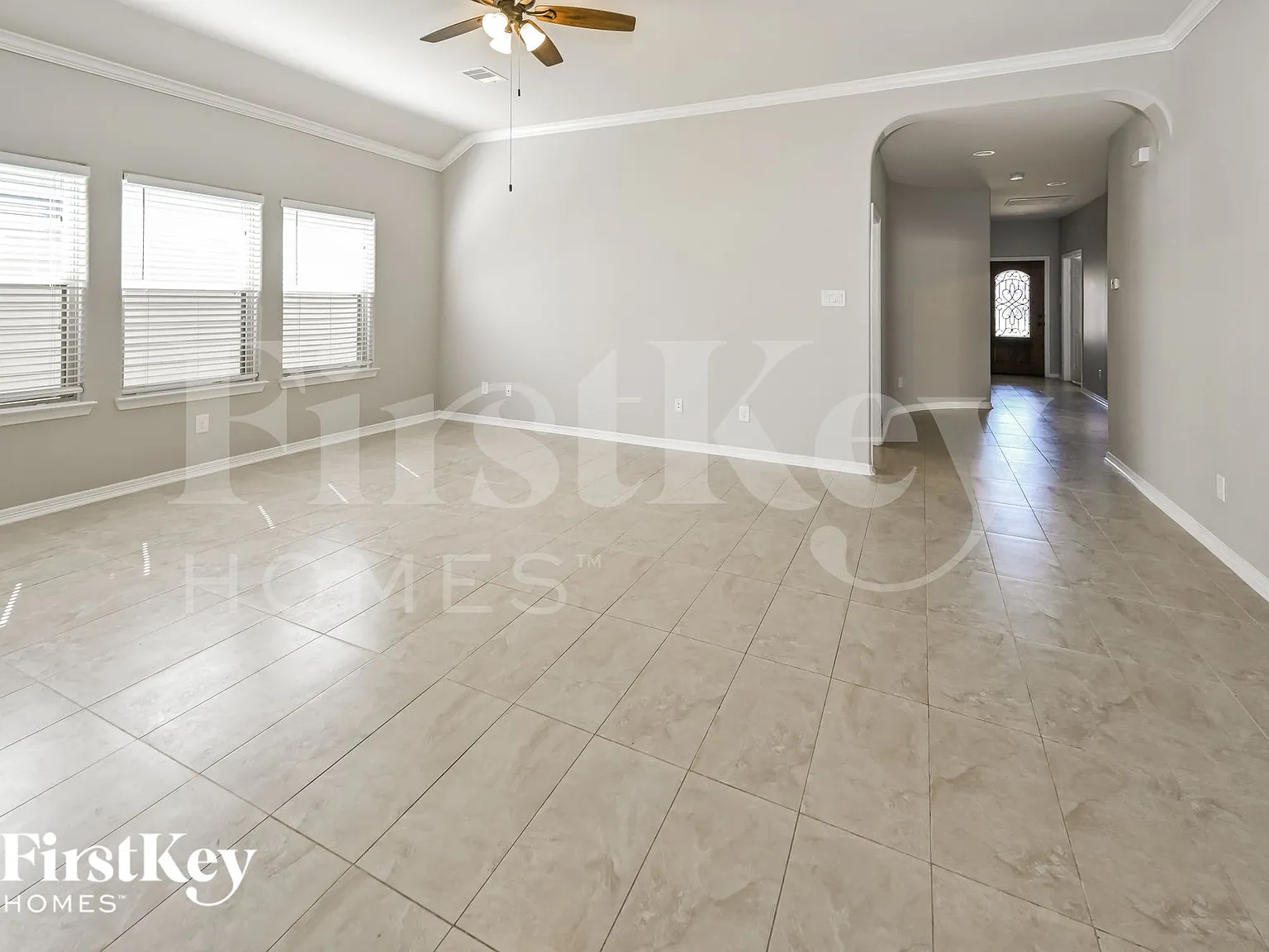 4 bed, 2.0 bath, 1742 sqft, $2,180 — Photo 3