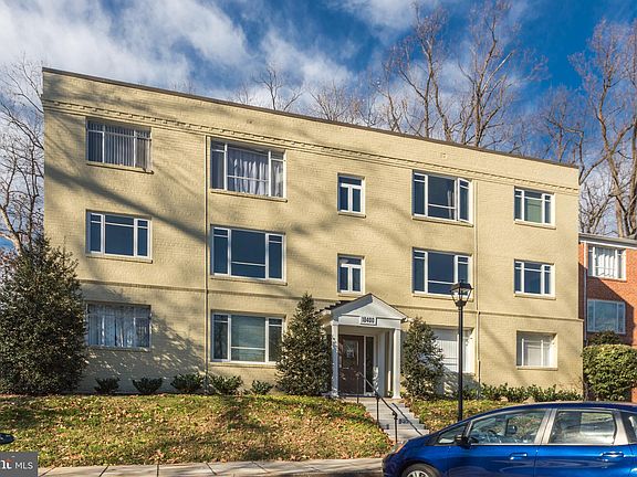 2nd image of 10400 Montrose Ave #M201