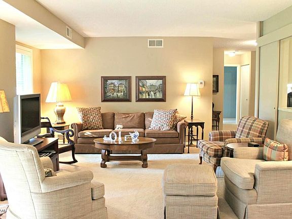 3rd image of 1415 Lake St APT 106