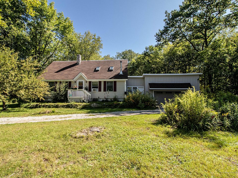 2nd image of 316 Naples Rd