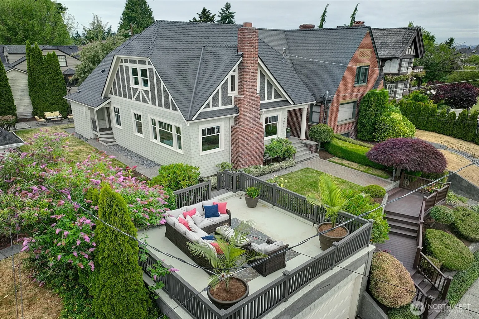 2663 37th Avenue SW photo 1