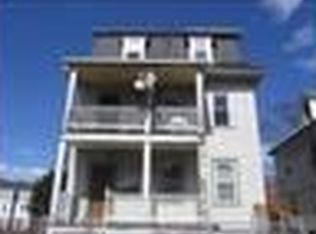 22 Dix St, Worcester, MA 01609