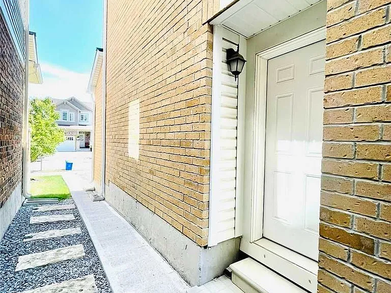635 Hepburn Rd #BASEMENT — Photo 15
